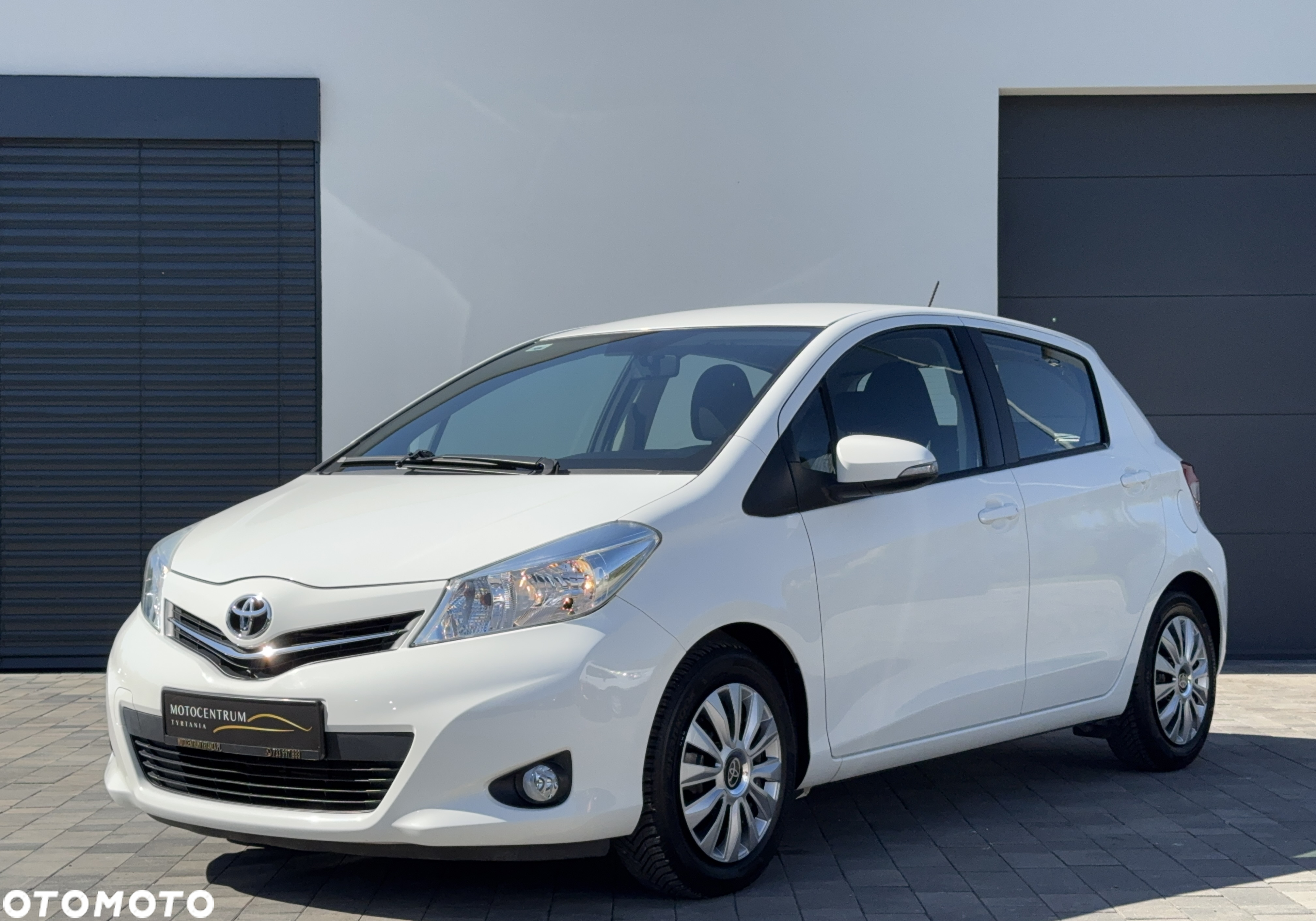 Toyota Yaris 1.0 VVT-i Cool - 2
