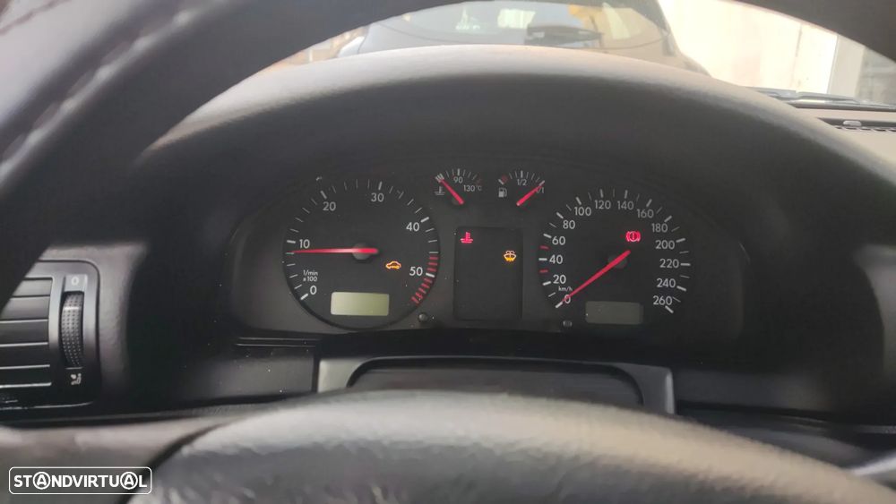 VW Passat Variant 1.9 TDi Confortline - 7