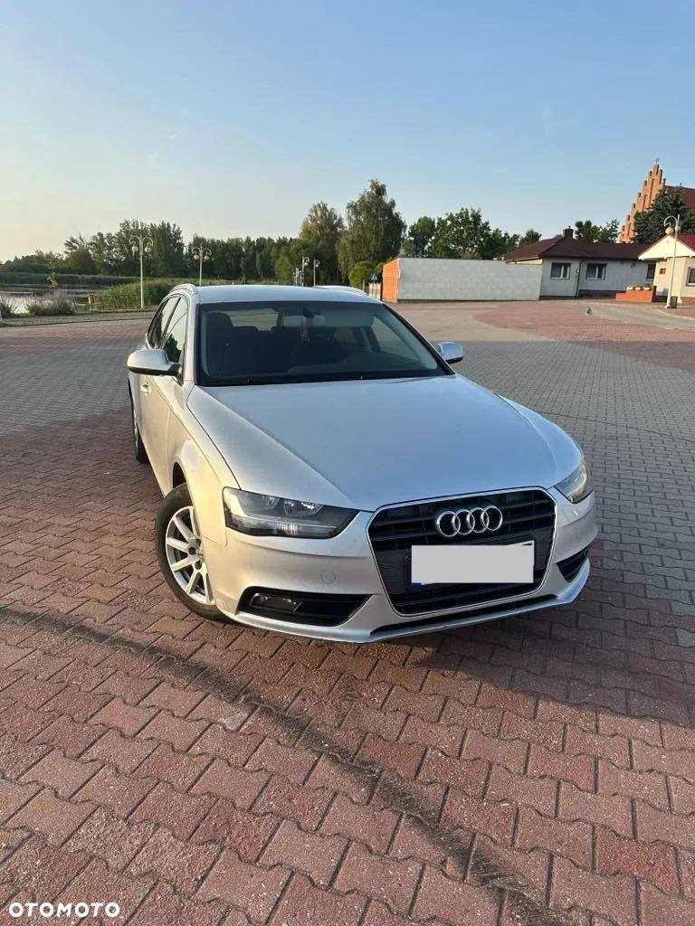 Audi A4 Avant 2.0 TDI DPF Ambiente - 1