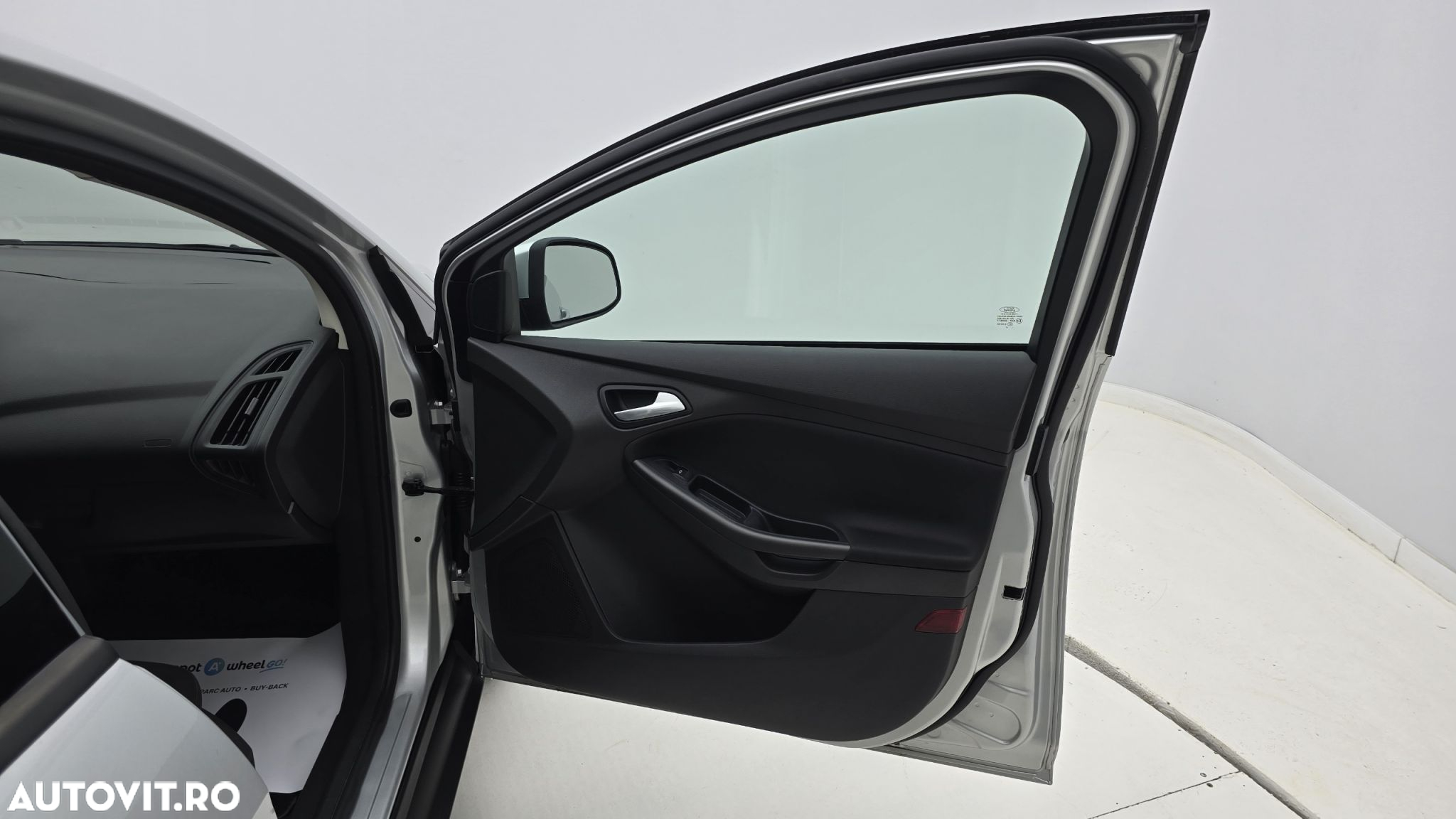 Ford Focus 1.0 EcoBoost Trend - 18