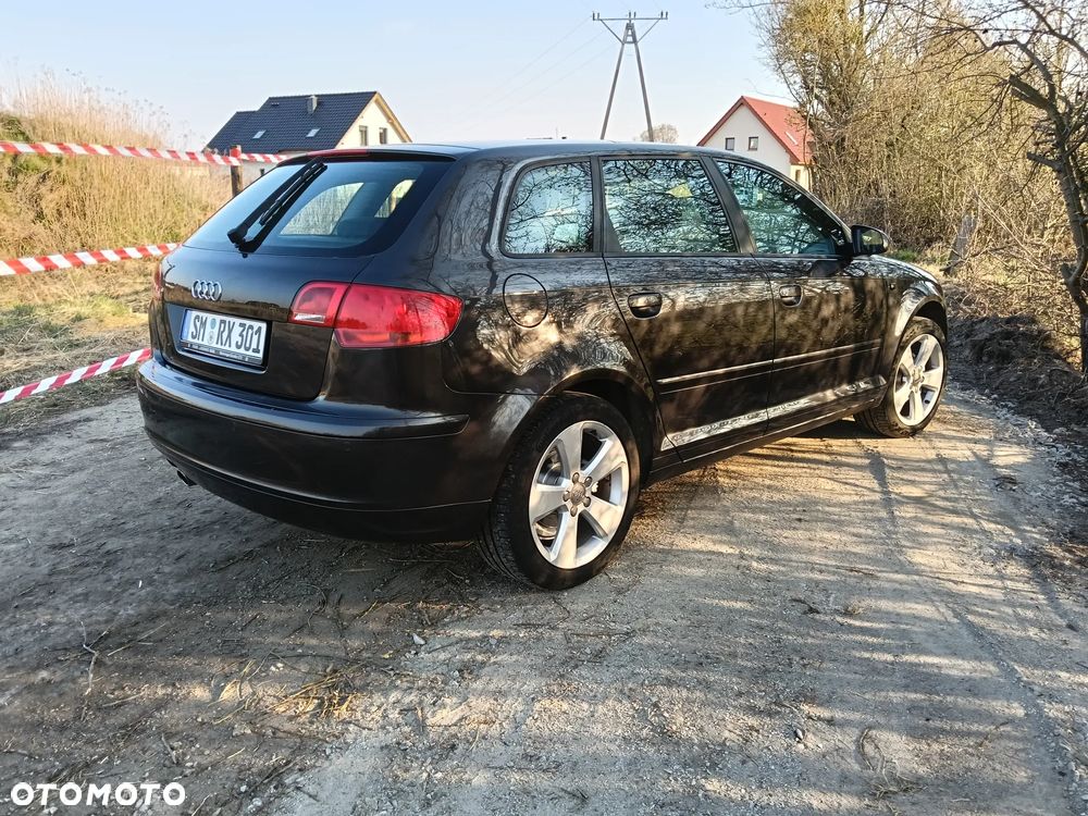 Audi A3 Sportback 1.6 Attraction - 3