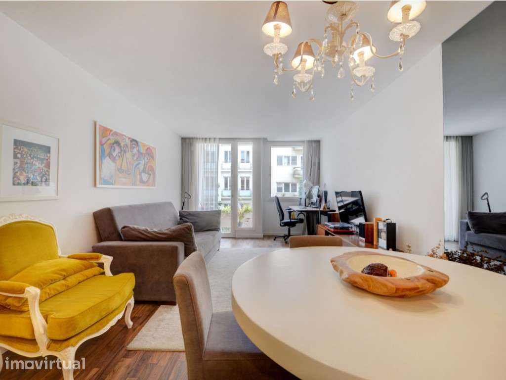 Apartamento T1 com varanda no centro da cidade do Porto - Grande imagem: 3/23