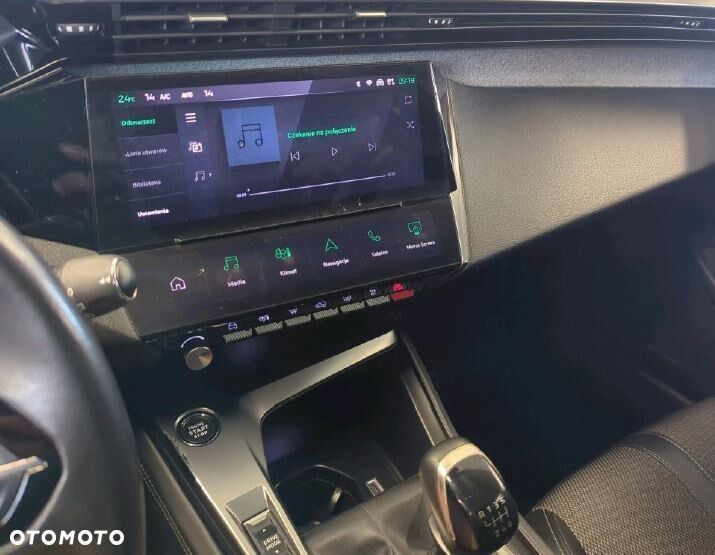 Peugeot 308 - 8