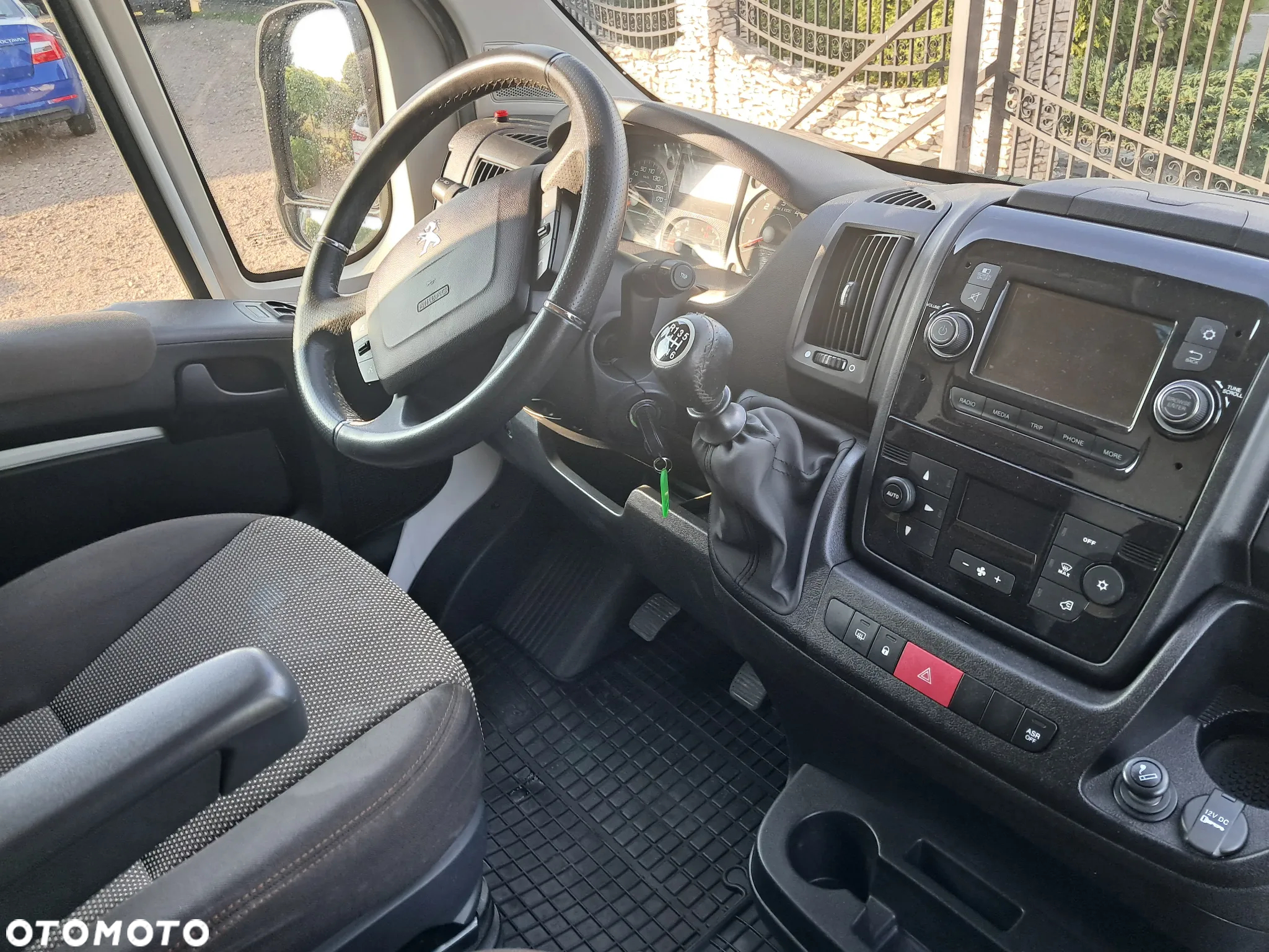 Peugeot BOXER - 24