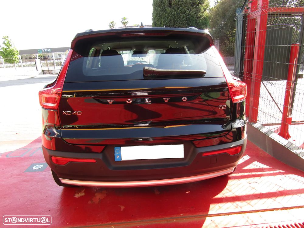 Volvo XC 40 1.5 T2 Momentum - 12