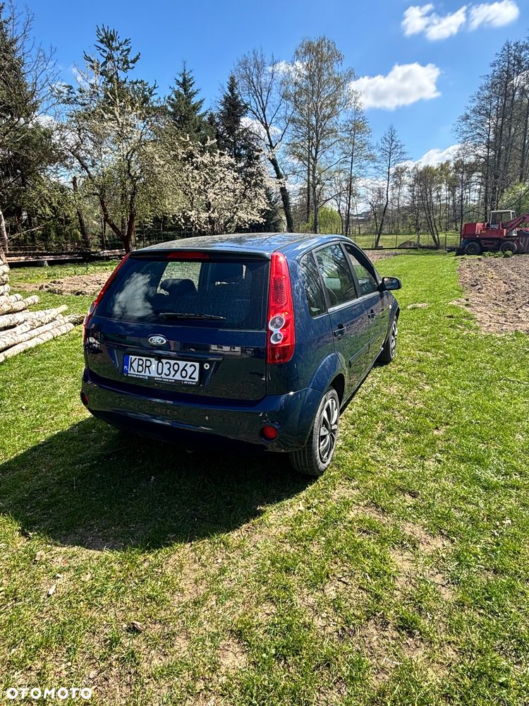 Ford Fiesta - 6