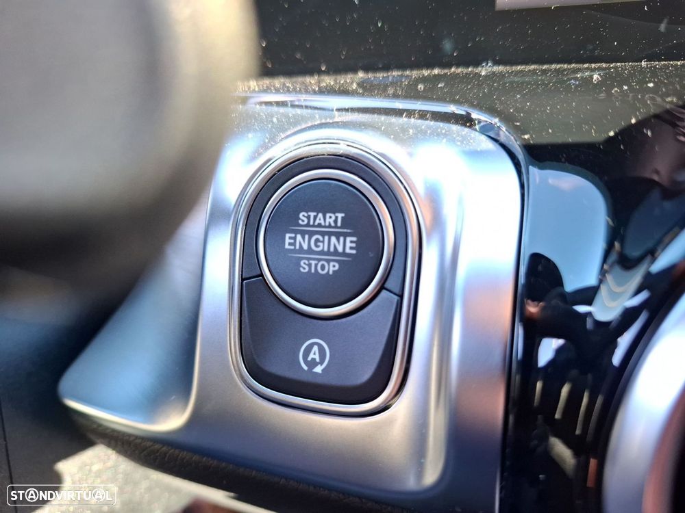 Mercedes-Benz GLB 180 d Progressive - 18