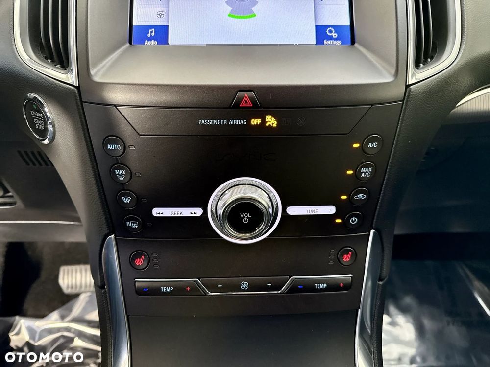 Ford Edge - 24