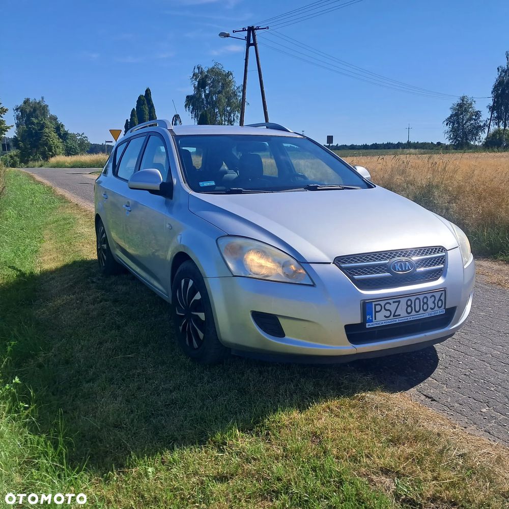 Kia Ceed 1.6 Crdi Comfort + - 4