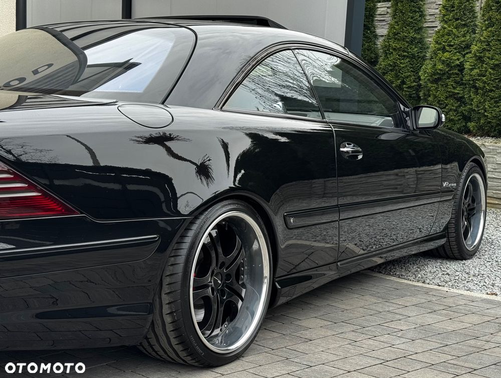 Mercedes-Benz CL - 24