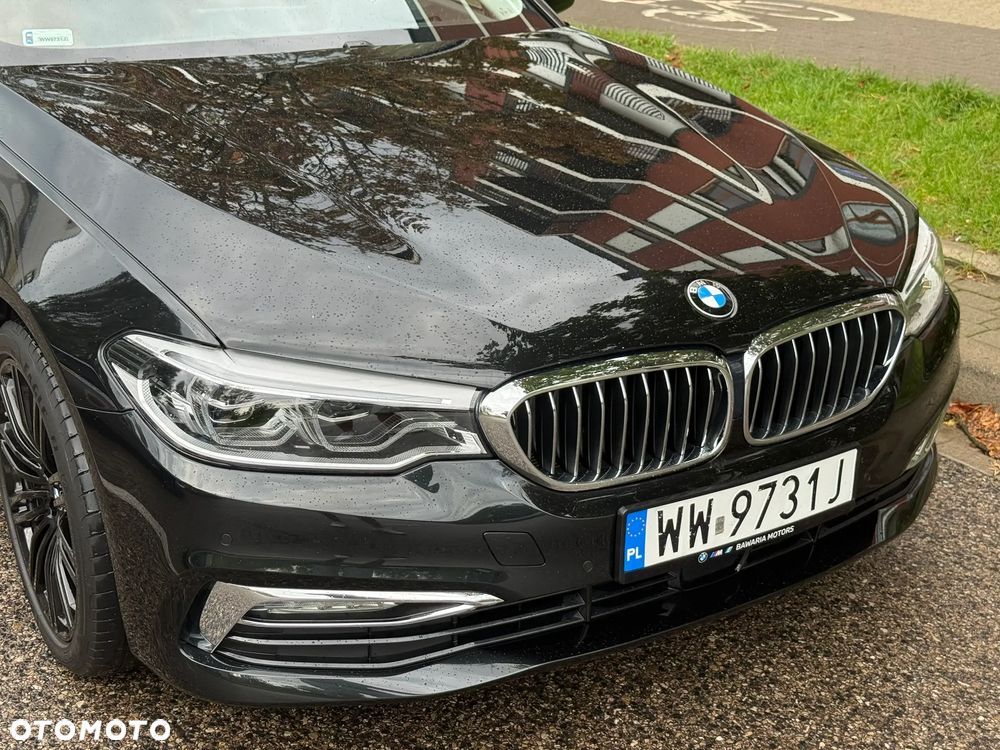 BMW Seria 5 530i xDrive Luxury Line - 10