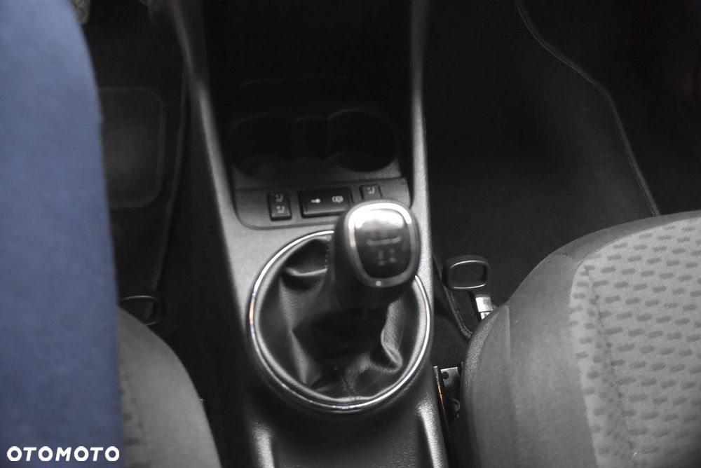 Skoda Roomster 1.2 TSI FAMILY - 14