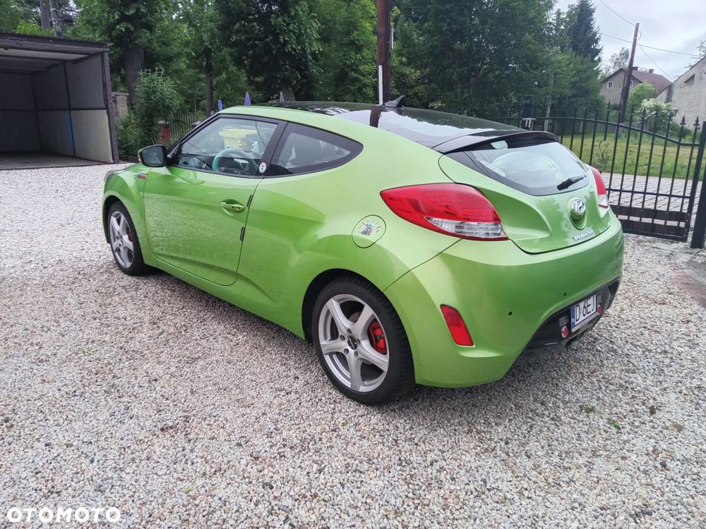 Hyundai Veloster 1.6 DCT Premium - 4
