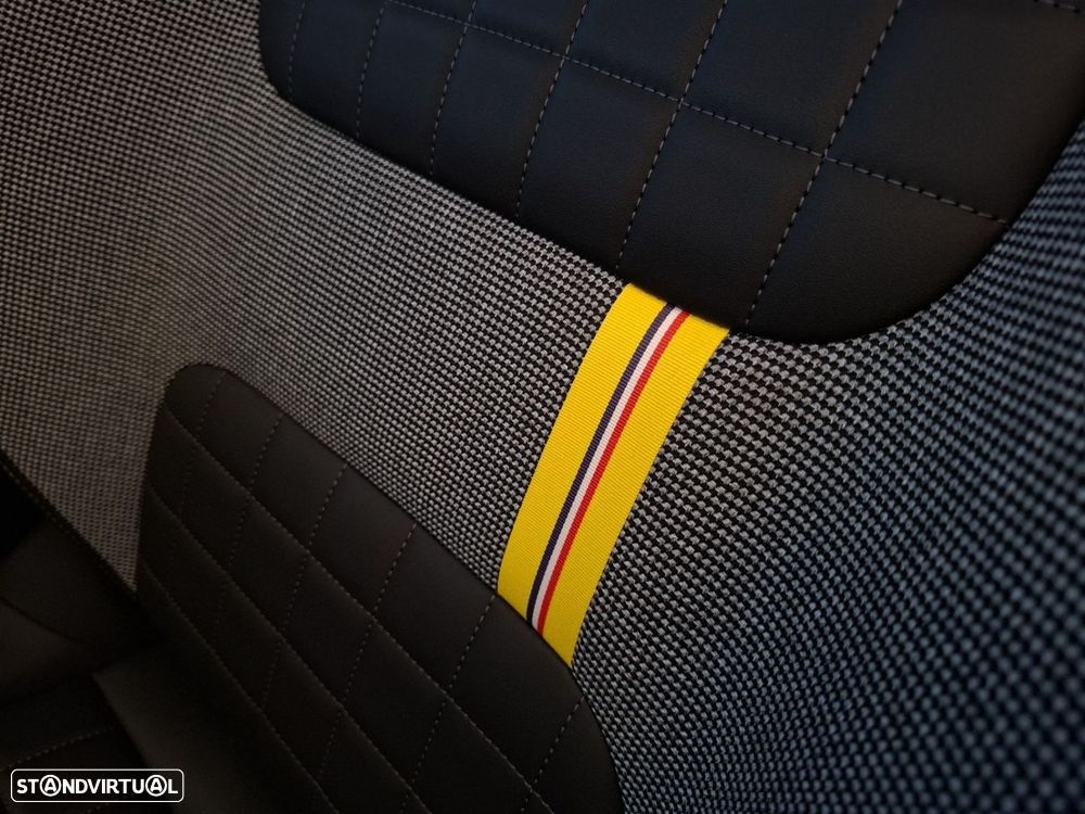 Renault 4 E-Tech 52 kWh Iconic Autonomia Conforto - 32