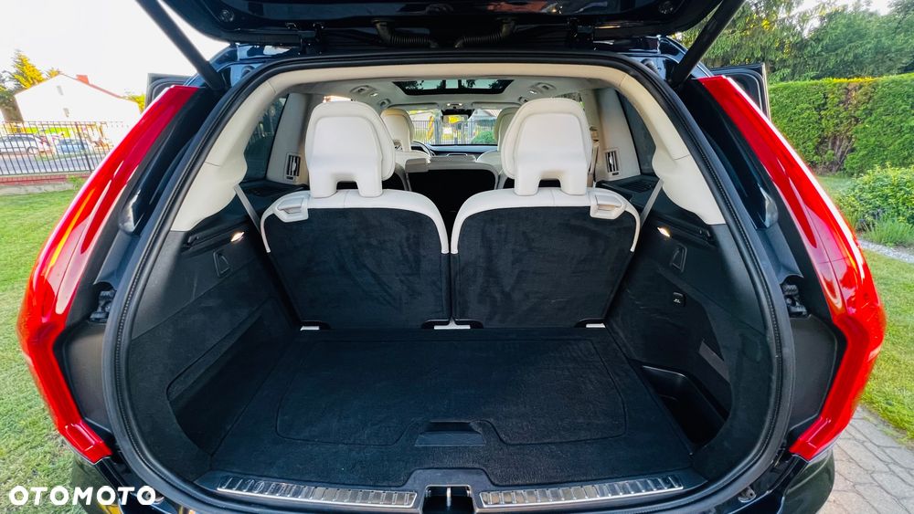 Volvo XC 90 - 18