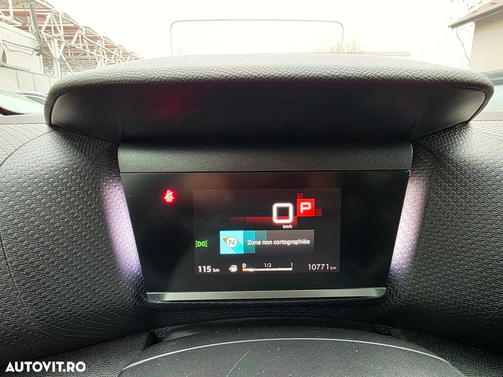 Citroën C4 PureTech 130 Stop&Start EAT8 PLUS - 25