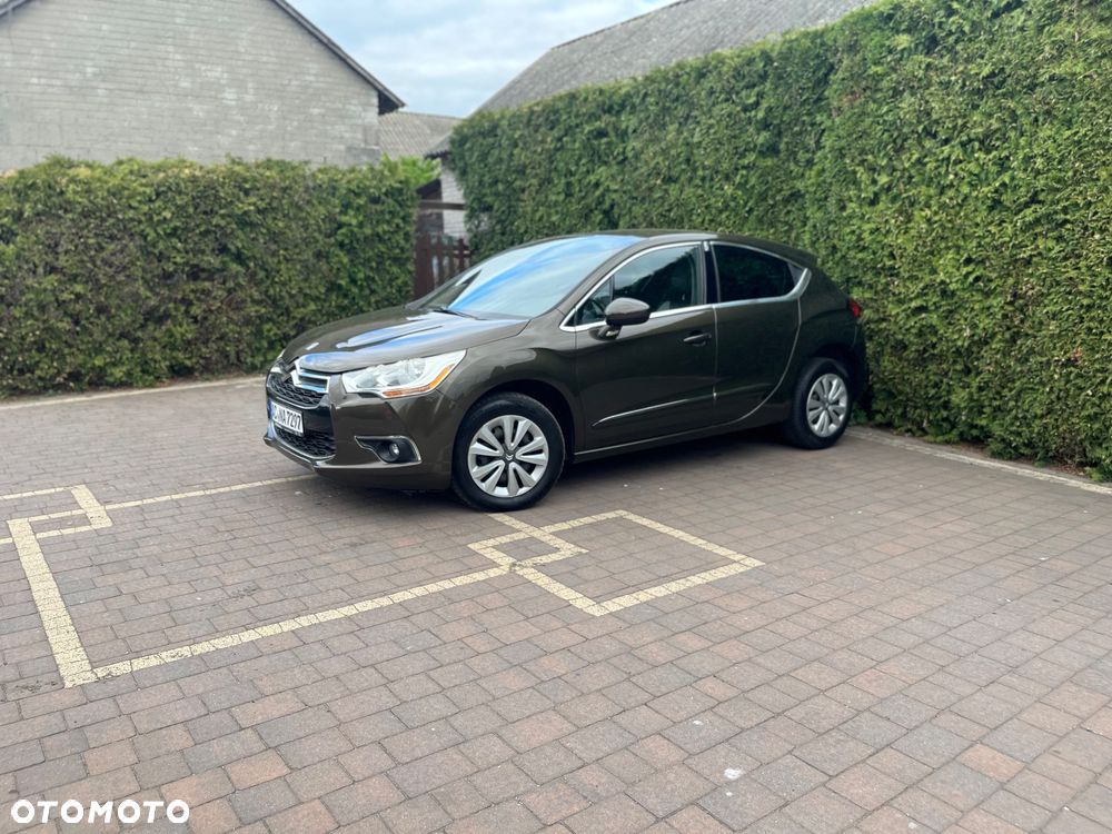 Citroën DS4 HDi 115 Chic - 1