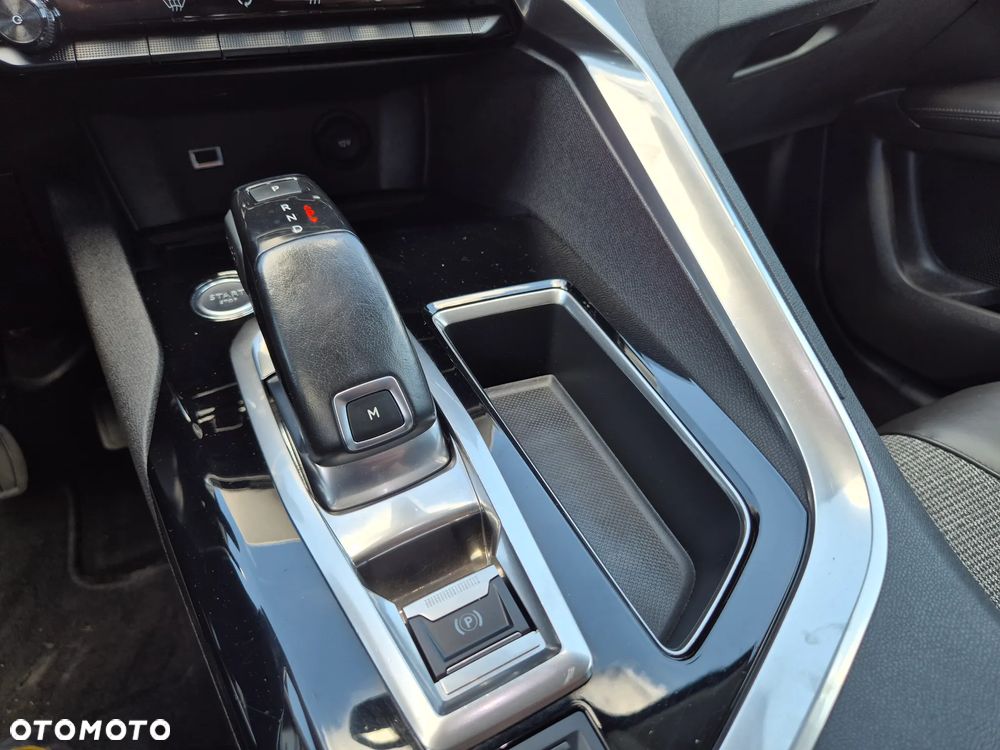 Peugeot 3008 BlueHDi 180 Stop & Start EAT8 GT - 33