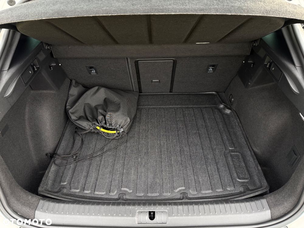 Cupra Formentor 1.4 e-Hybrid DSG Tribe Edition - 40