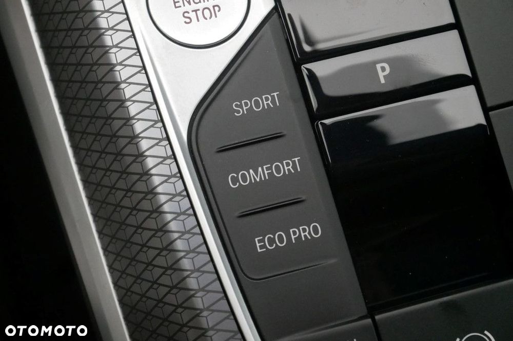 BMW Seria 3 - 23