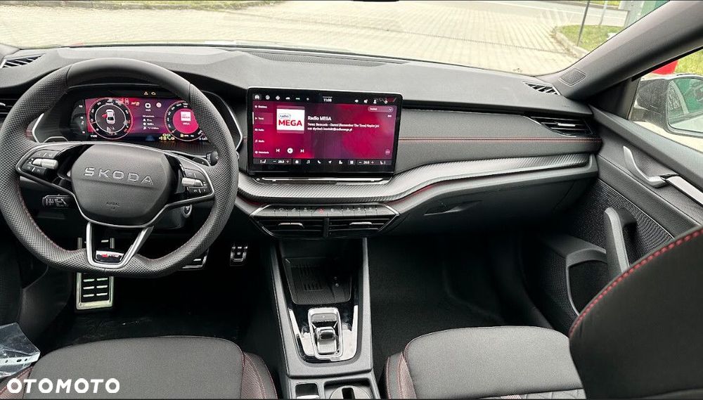 Skoda Octavia 2.0 TSI RS DSG - 9