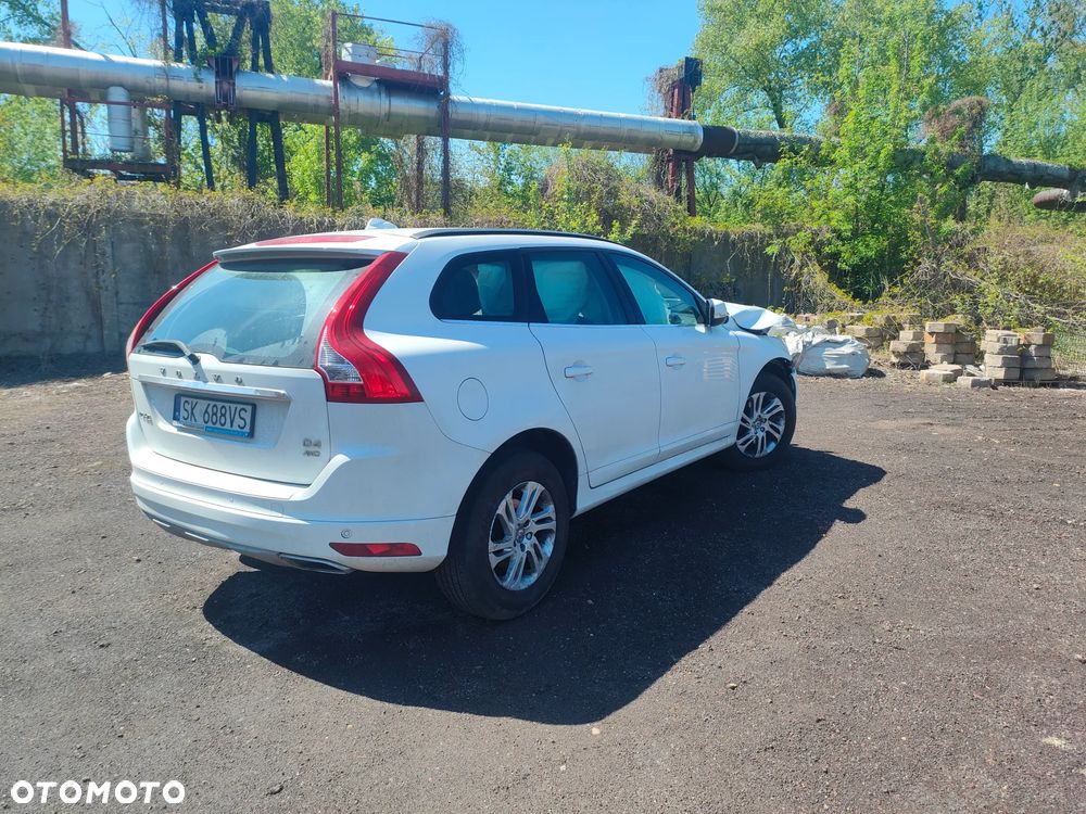 Volvo XC 60 D4 AWD Momentum - 1