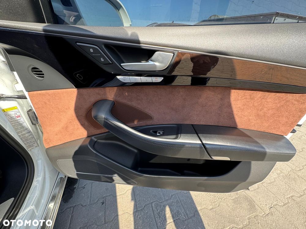 Audi A8 - 20