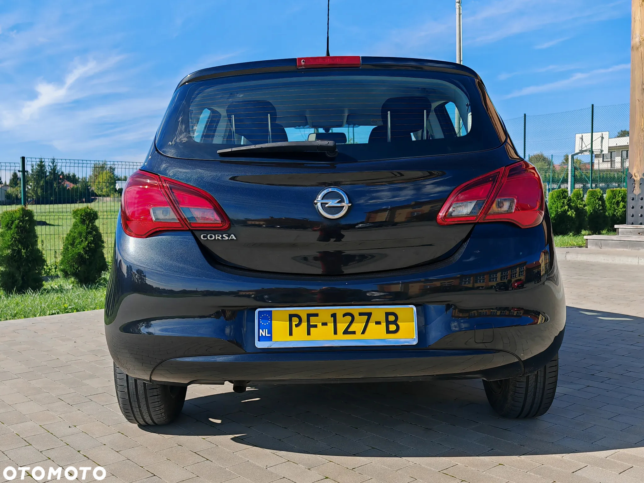 Opel Corsa 1.4 Enjoy - 19