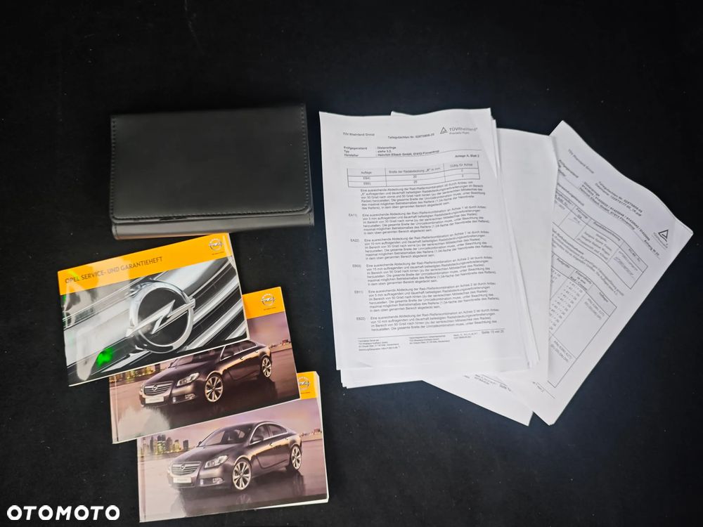 Opel Insignia - 36