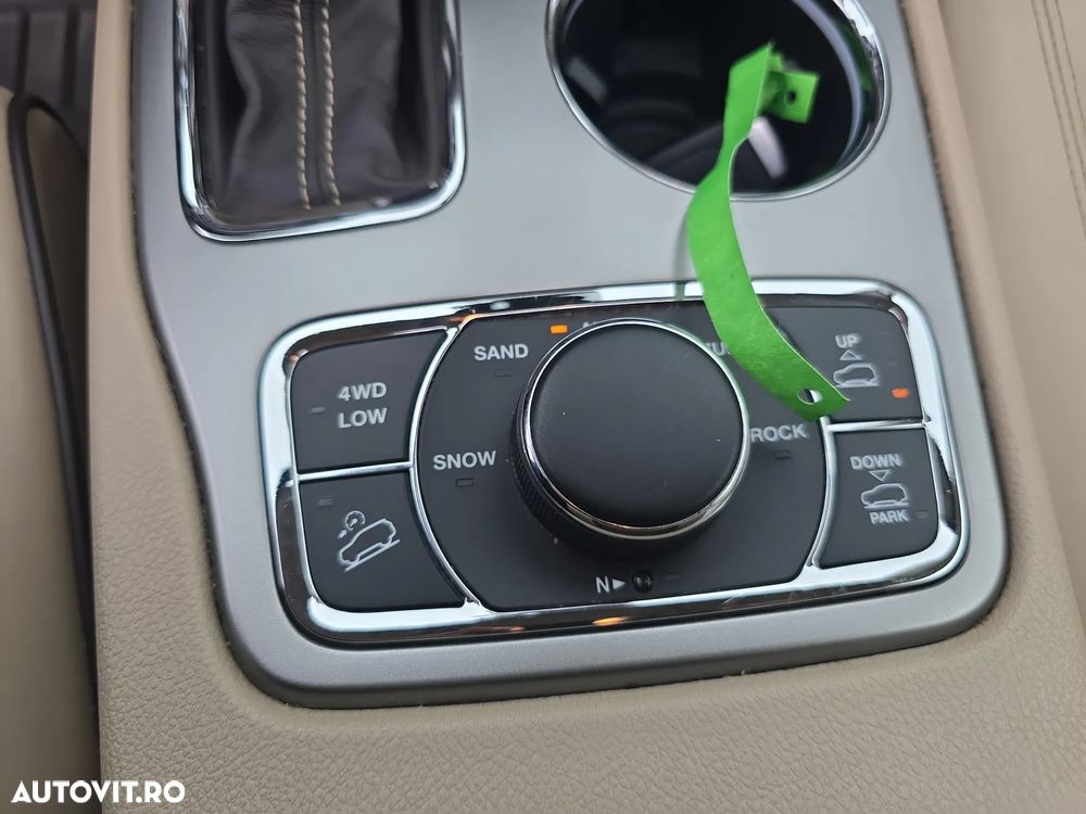 Jeep Grand Cherokee 3.0 TD AT Overland - 14