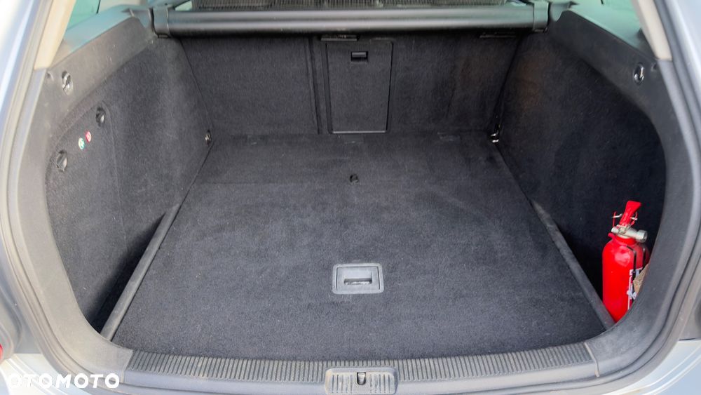 Volkswagen Golf 1.4 TSI BMT Comfortline - 19