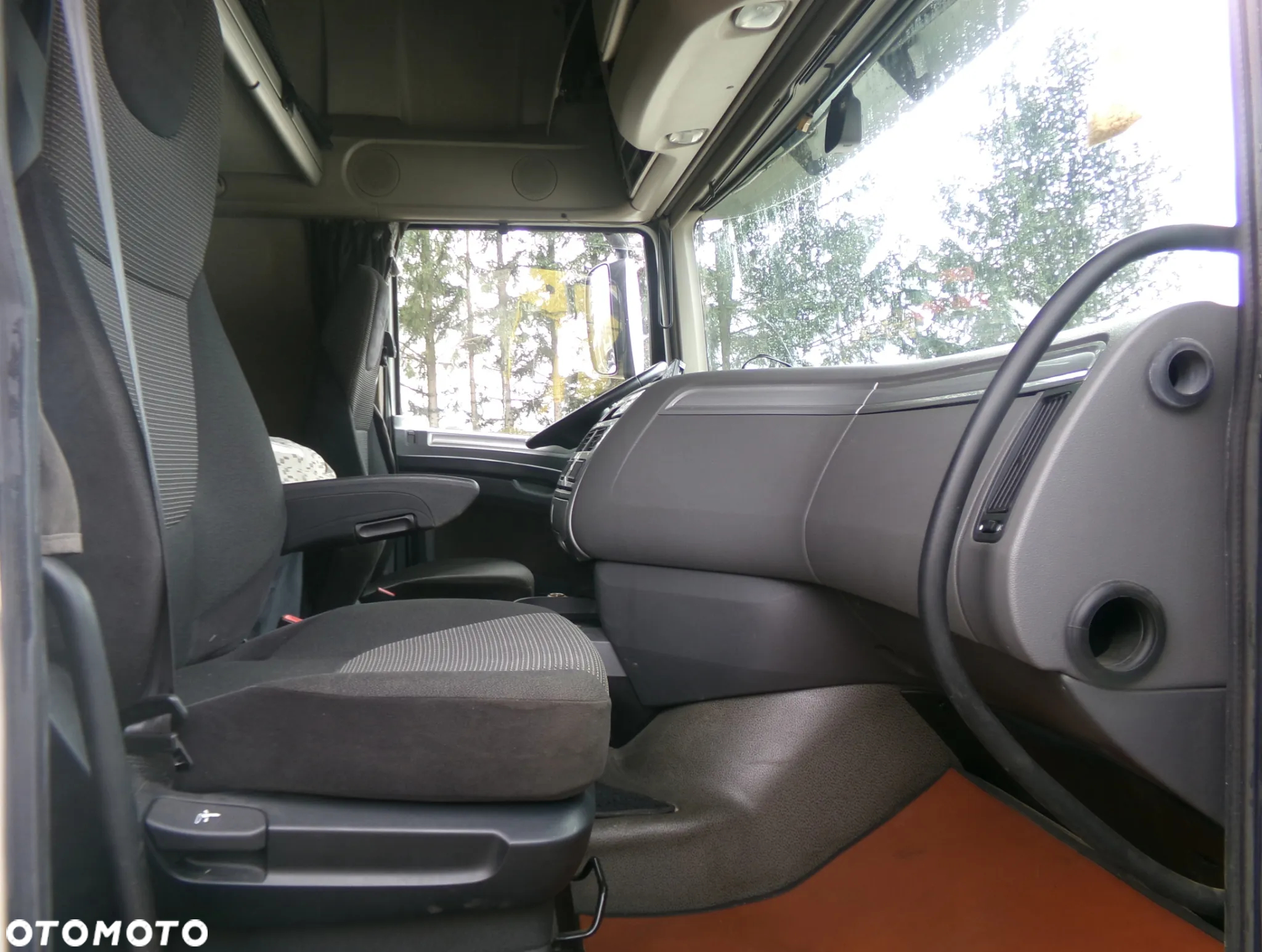KABINA DAF XF 106 - 12