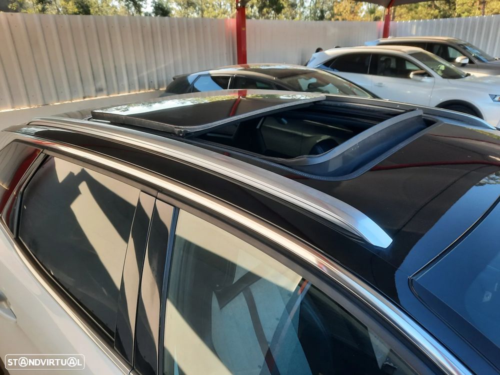 Peugeot 3008 1.6 Hybrid GT Pack e-EAT8 - 4