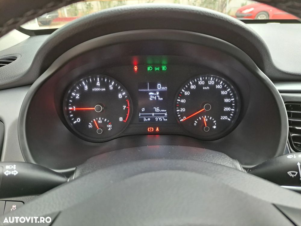 Kia Rio 1.2 MPI 5MT Urban - 11