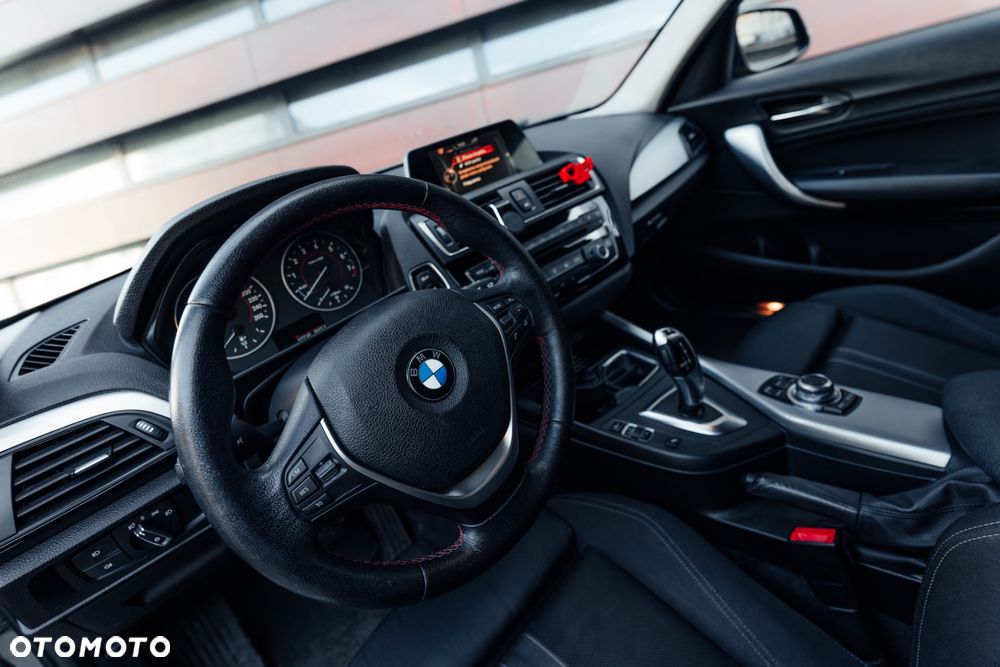 BMW Seria 1 118i Sport Line - 11