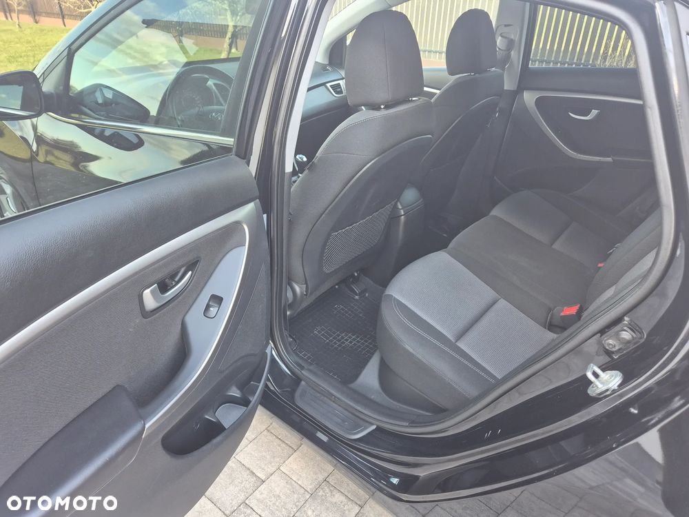 Hyundai i30 1.4 CRDi Trend - 10