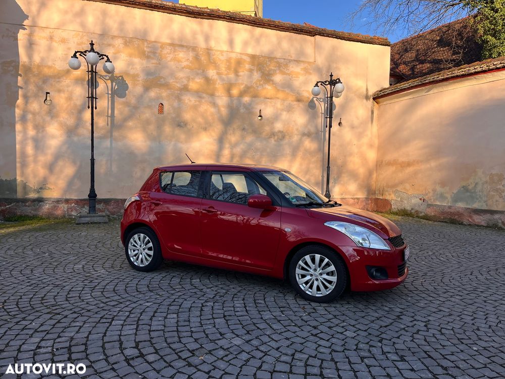 Suzuki Swift - 4