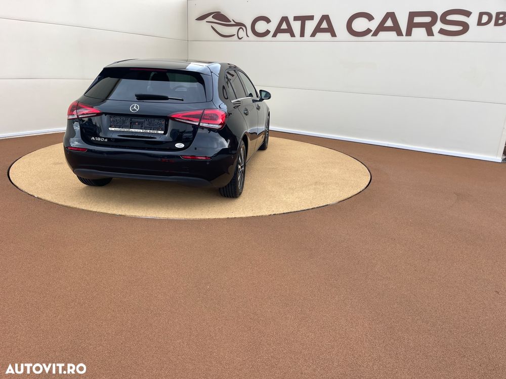 MERCEDES-BENZ A-Class 2022 — imagine 14