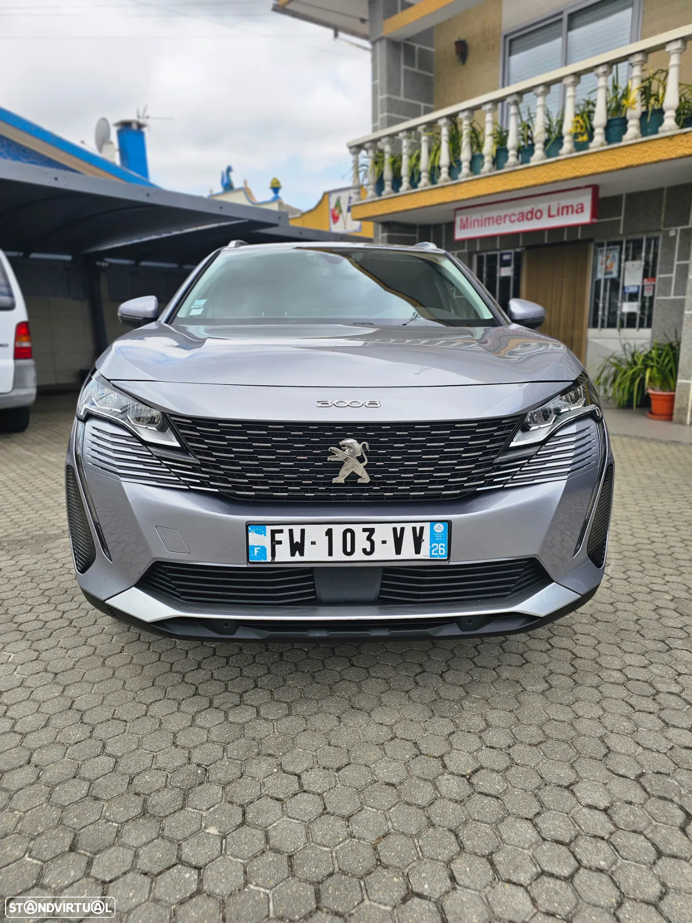 Peugeot 3008 1.6 Hybrid Allure e-EAT8 - 3