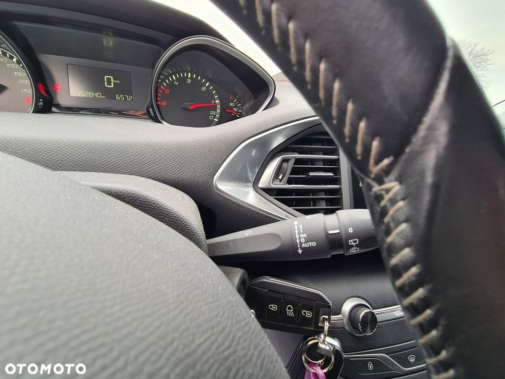 Peugeot 308 1.5 BlueHDi Business Line S&S - 22