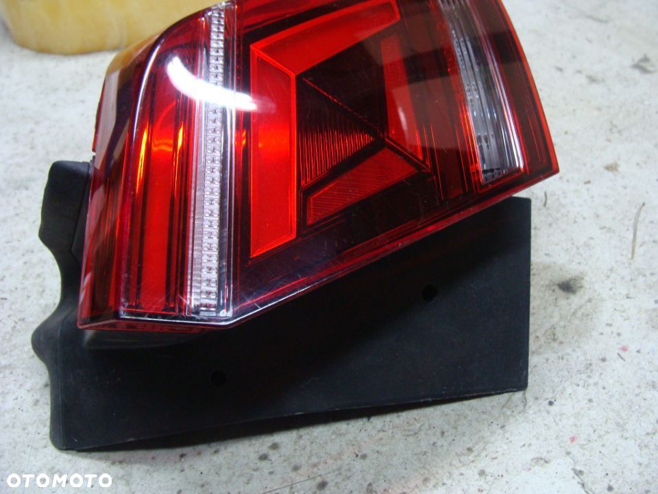 VW TIGUAN 2 II LAMPA PRAWA TYŁ LED 5NA945208G - 5