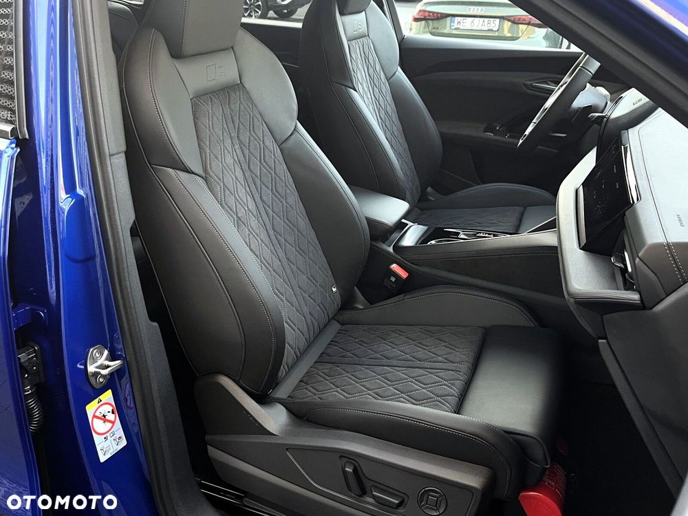 Audi Q5 Sportback - 24