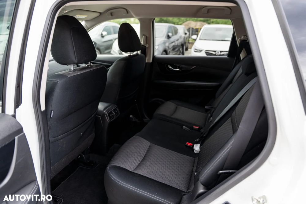 Nissan X-Trail 1.3 DIG-T N-Connecta - 8