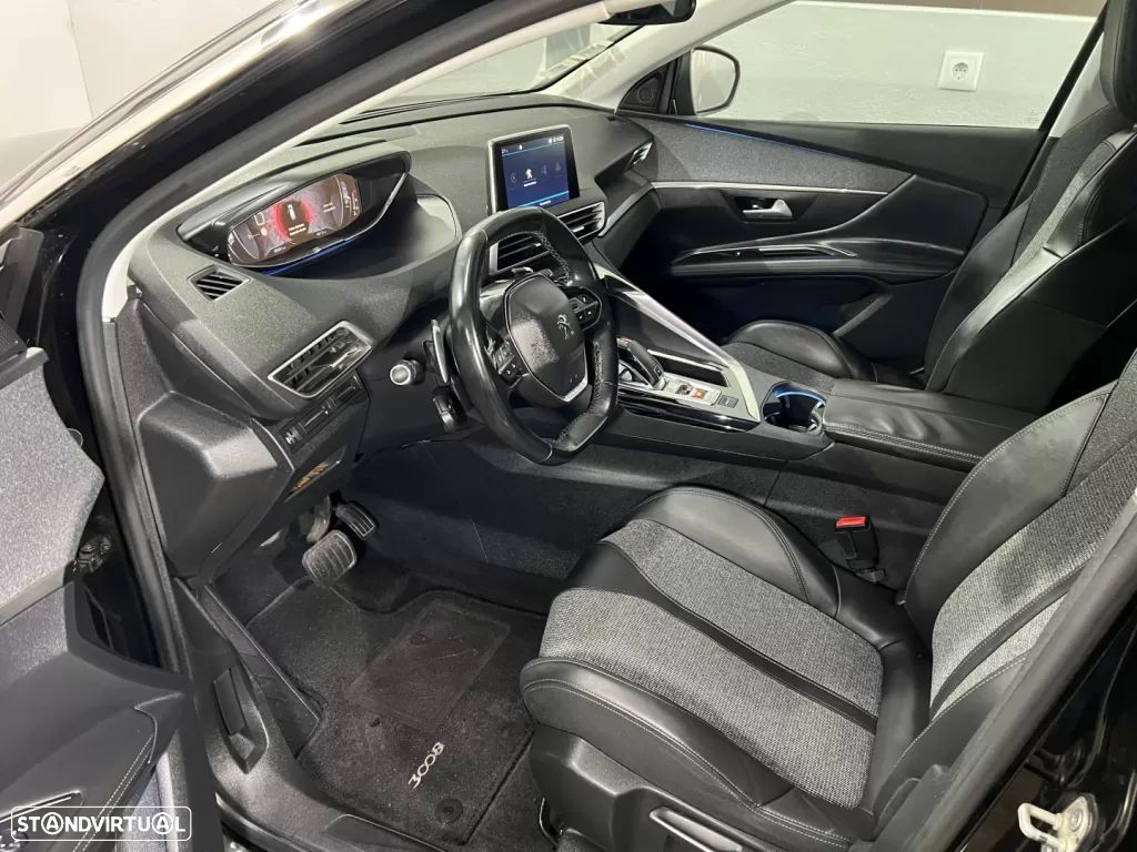 Peugeot 3008 1.6 BlueHDi Allure EAT6 J18 - 18