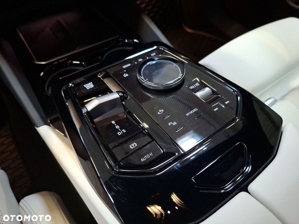 BMW Seria 5 - 17