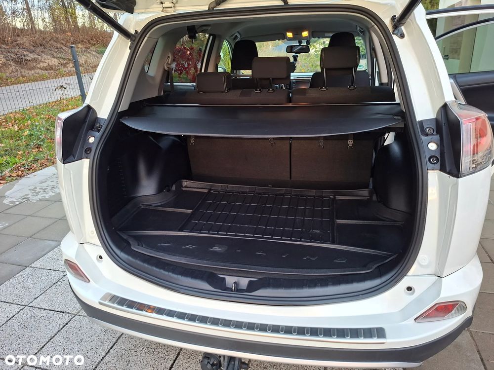 Toyota RAV4 - 21