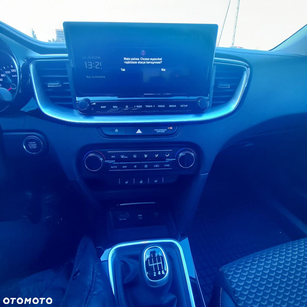 Kia Ceed 1.5 T-GDI Tribute - 13