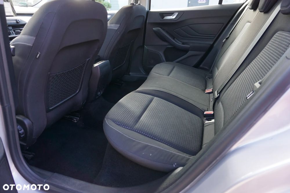 Ford Focus 1.5 EcoBlue Active Business - 20