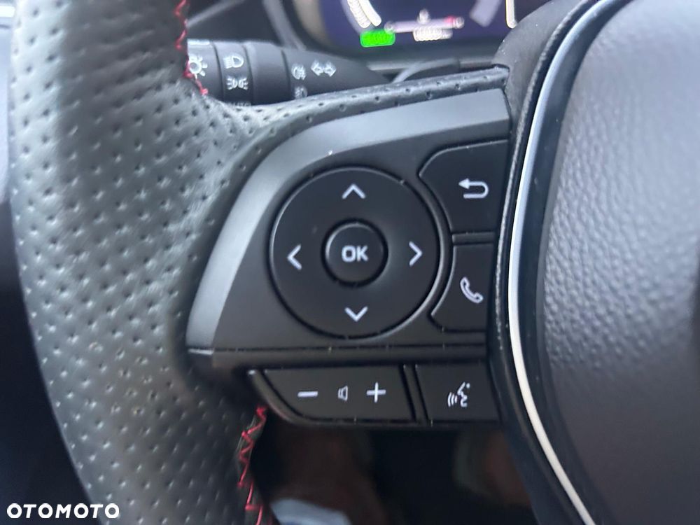 Toyota Corolla 2.0 Hybrid GR Sport Dynamic - 23