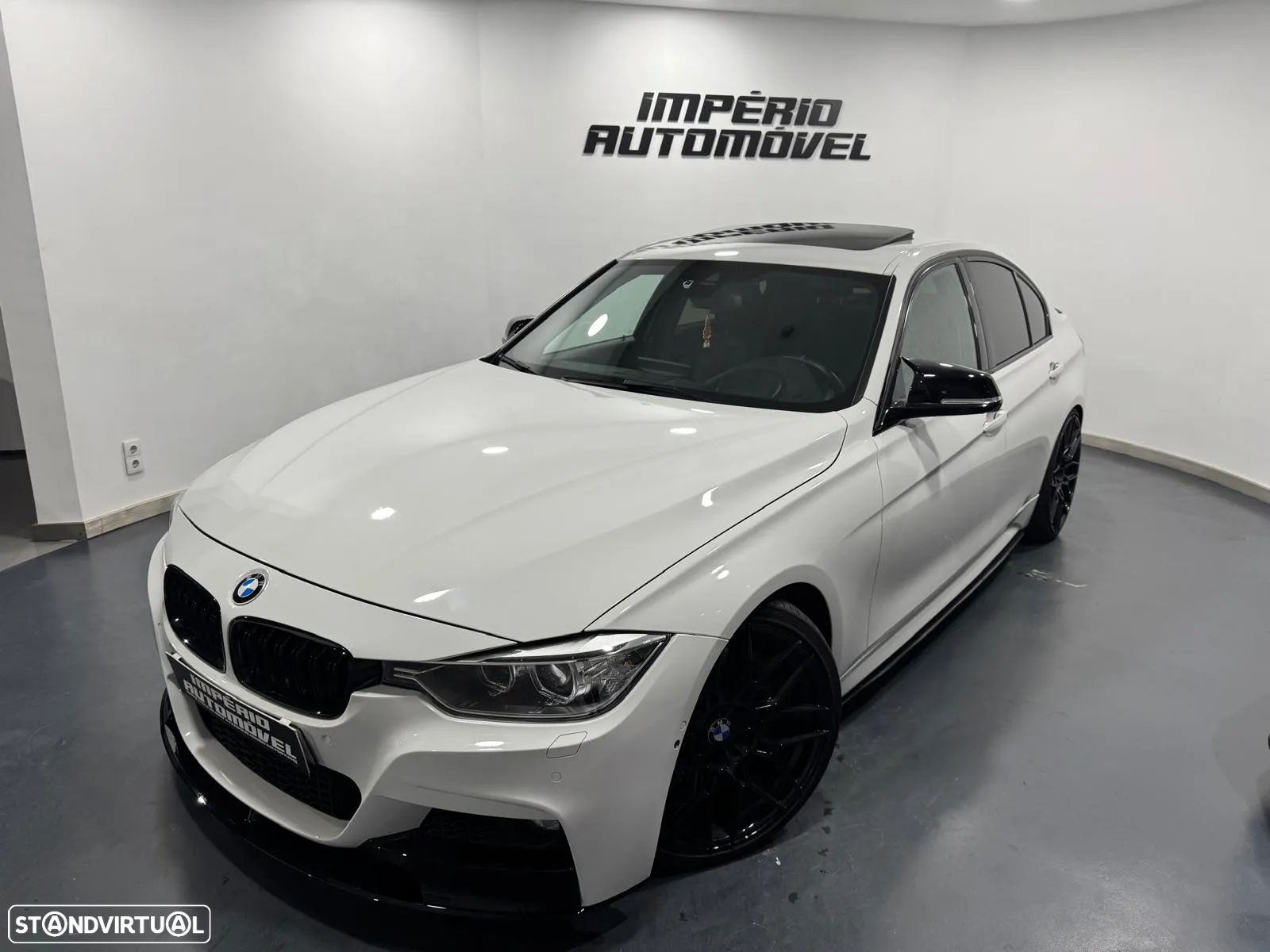 BMW 335 i Auto Pack M - 1